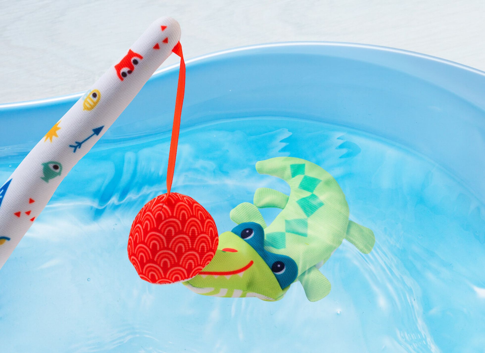 Joc de pescuit pentru baie Alice Bath Fun - Lilliputiens 3