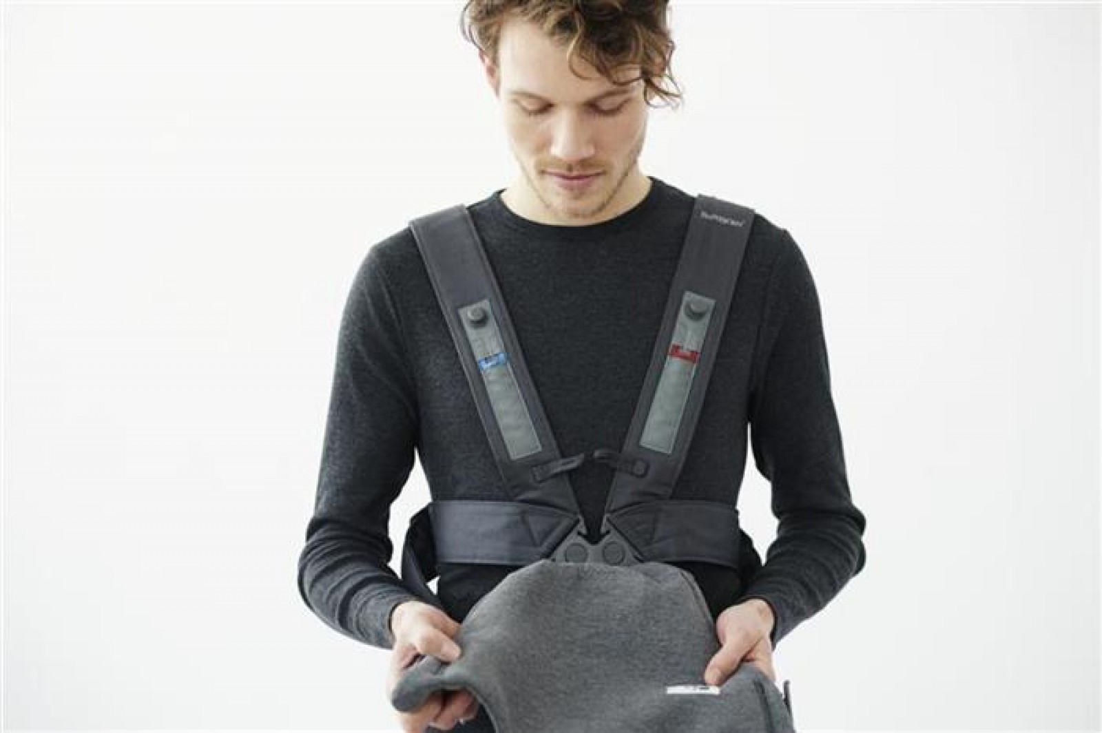 Marsupiu anatomic Mini Dark Grey 3D Jersey - BabyBjorn 2