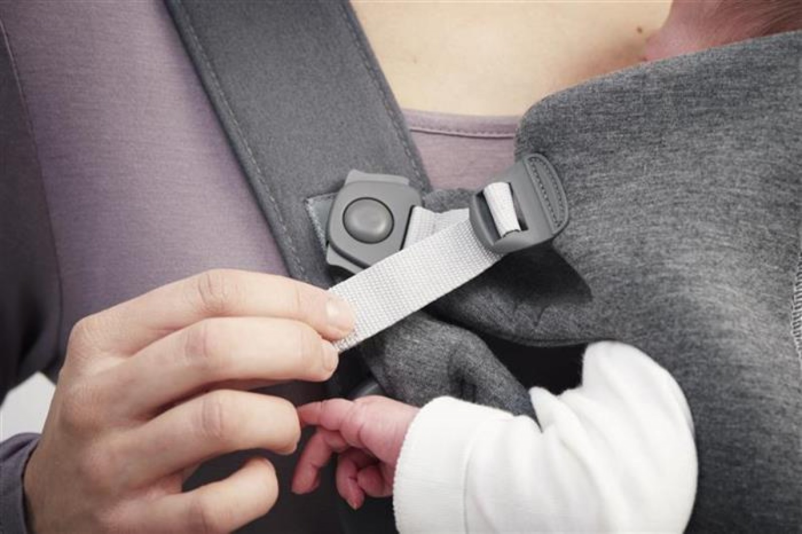 Marsupiu anatomic Mini Dark Grey 3D Jersey - BabyBjorn 5