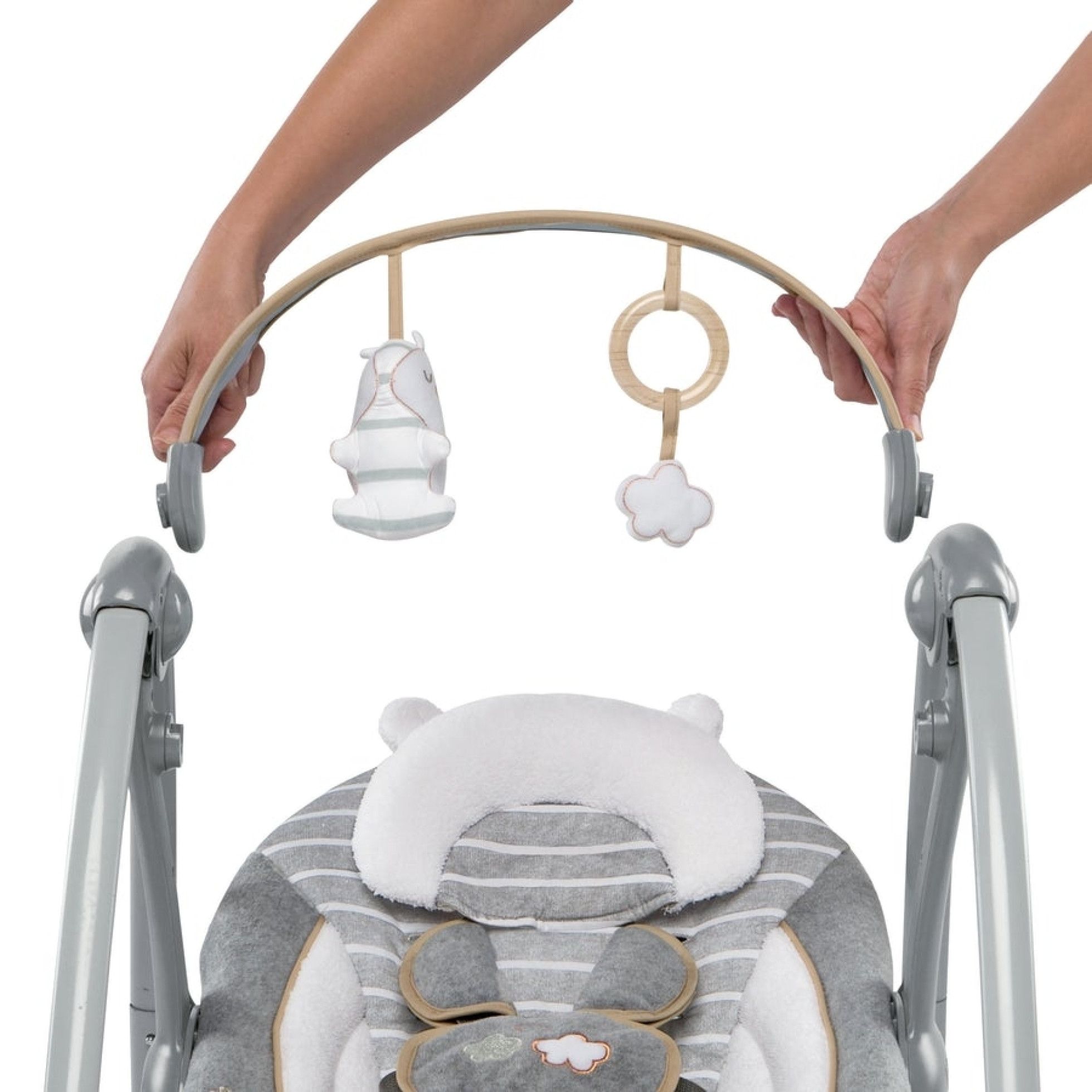 Leagan portabil Swing 'n Go Portable Swing™ Bella Teddy™ - InGenuity 4