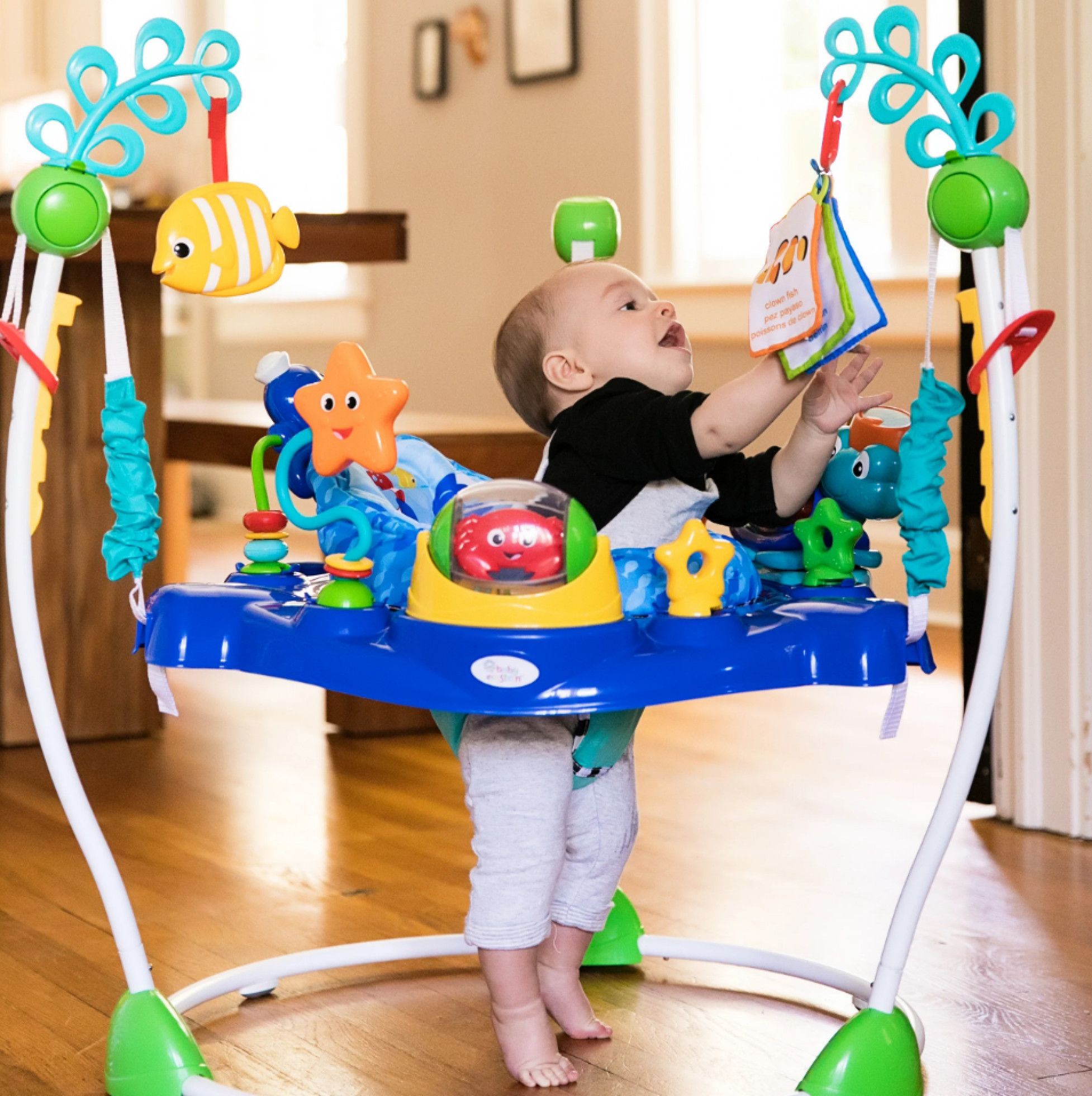 Centru de activitati Neptune's Ocean Discovery Jumper - Baby Einstein 7